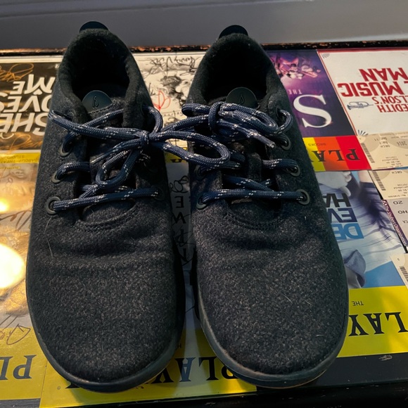 Allbirds Women’s Wool Runner Mizzles - Picture 1 of 5